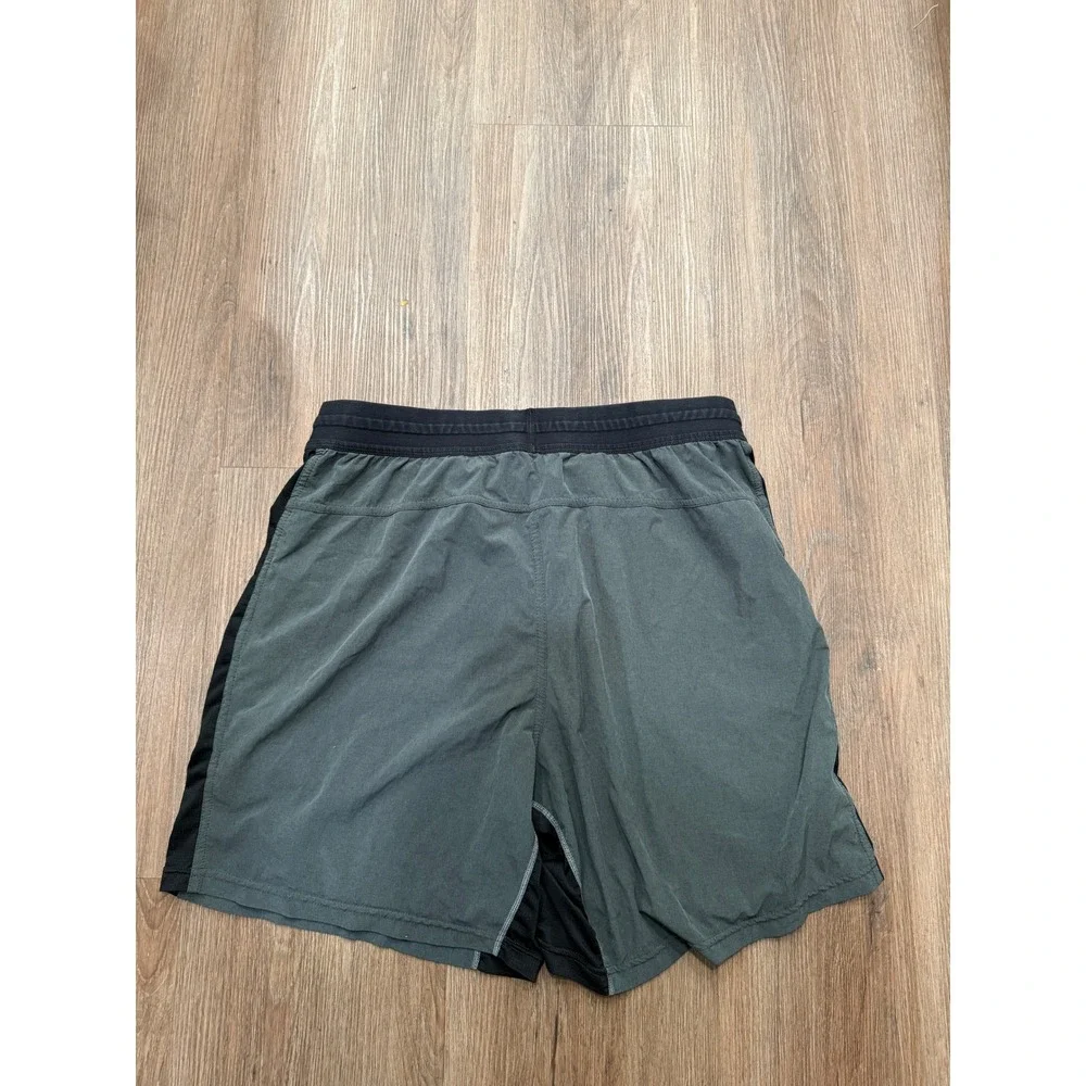 Nike Mens Dri-FIT Standard Fit Athletic Shorts Grey Black XL Training Running